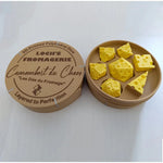 jeux dés forme fromage emmental d4 d6 d8 d10 d12 d20 box ludique original