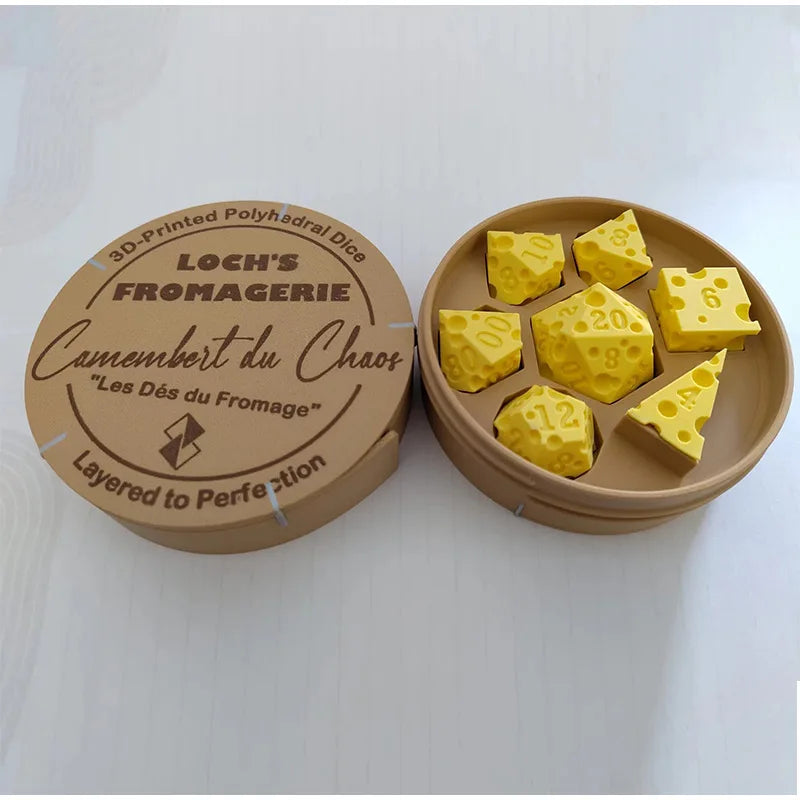 jeux dés forme fromage emmental d4 d6 d8 d10 d12 d20 box ludique original
