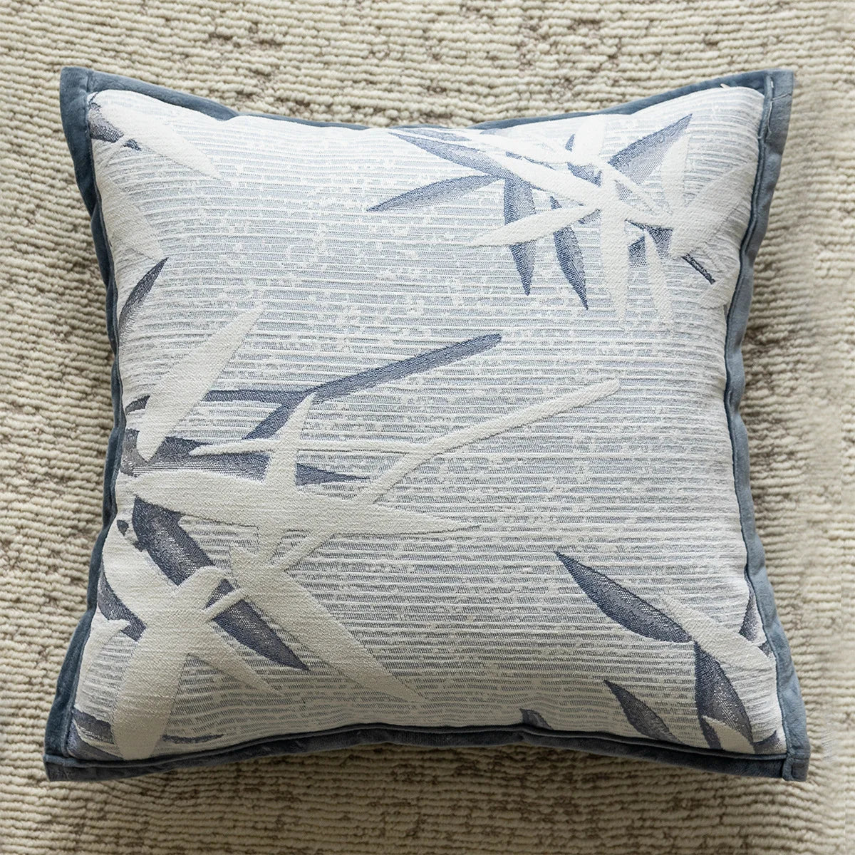 housse coussin carrée jacquard motif floral vert beige gris décoration salon chambre moderne chic