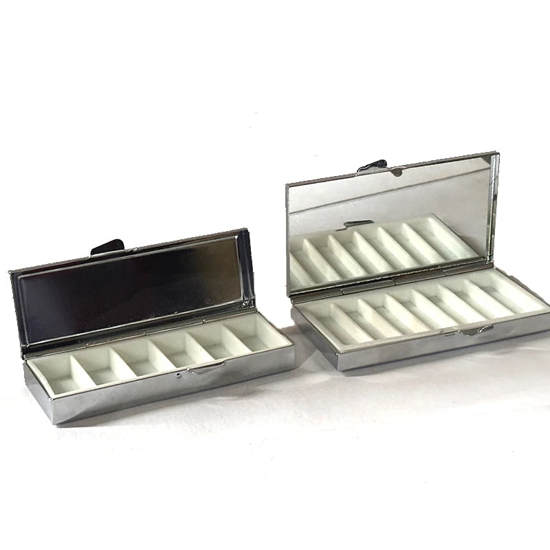 boîte bijoux moderne compartiments argentée lisse clips porte revêtement blanc
