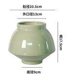 Vase de style japonais en céramique de couleur vert pâle, avec des dimensions détaillées dans l'image.