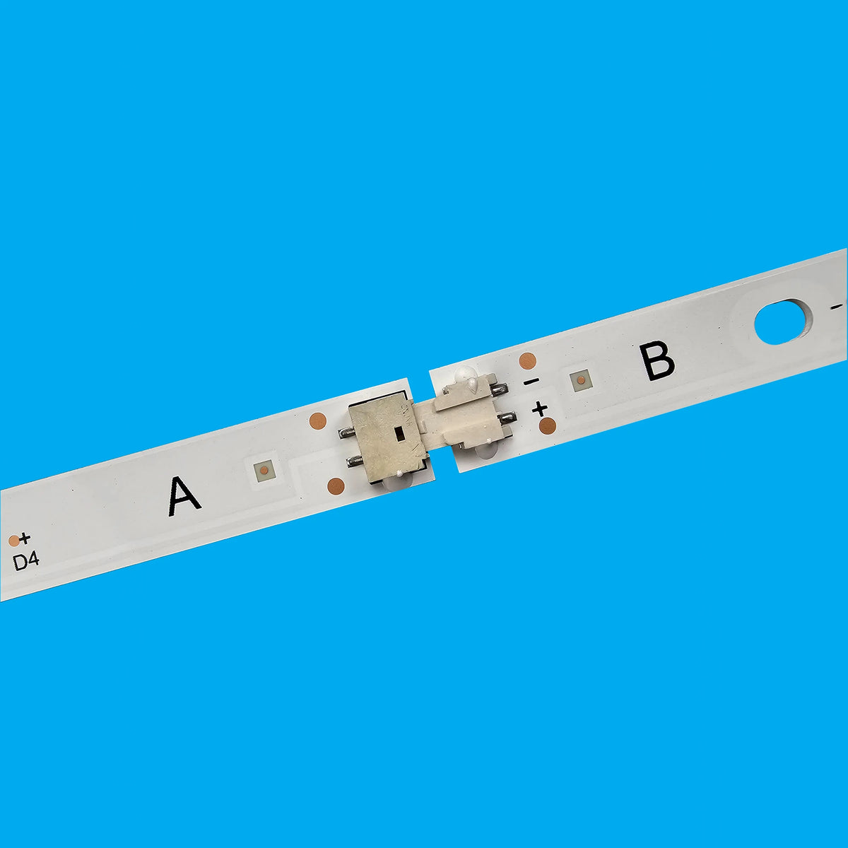 bande lumineuse led adhésive blanche moderne connecteur électrique opacité lisse rectangulaire