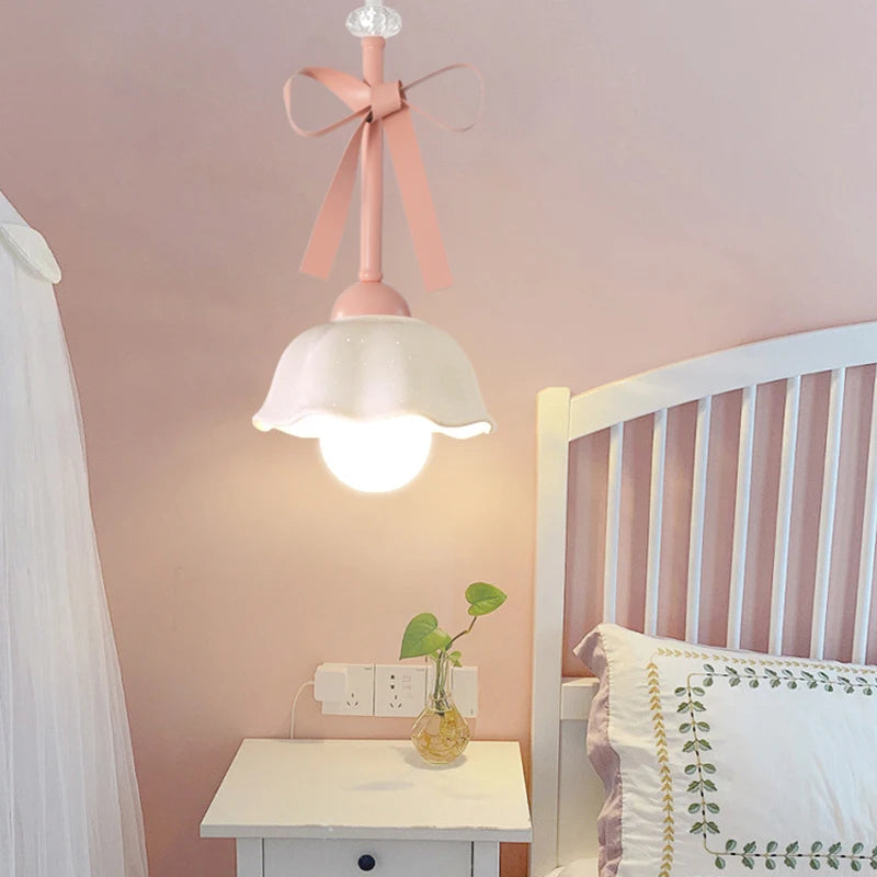 lampe suspendue céramique rose décoration florale lumière led romantique chambre vintage