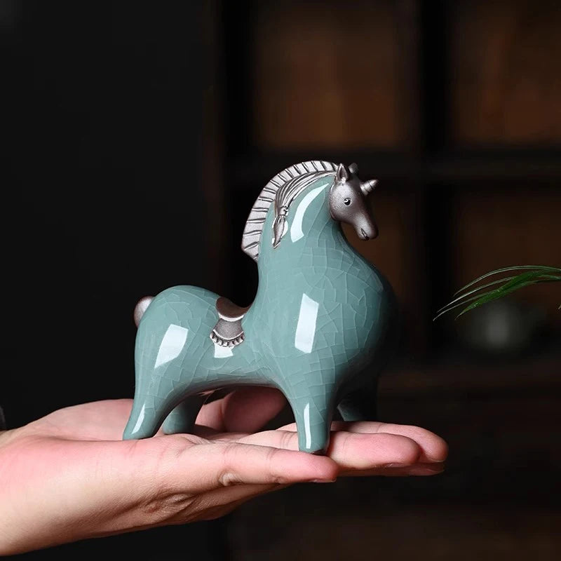 décoration céramique chevaux figurines couleur vert rouge gris minimaliste asiatique nouveau classique post moderne