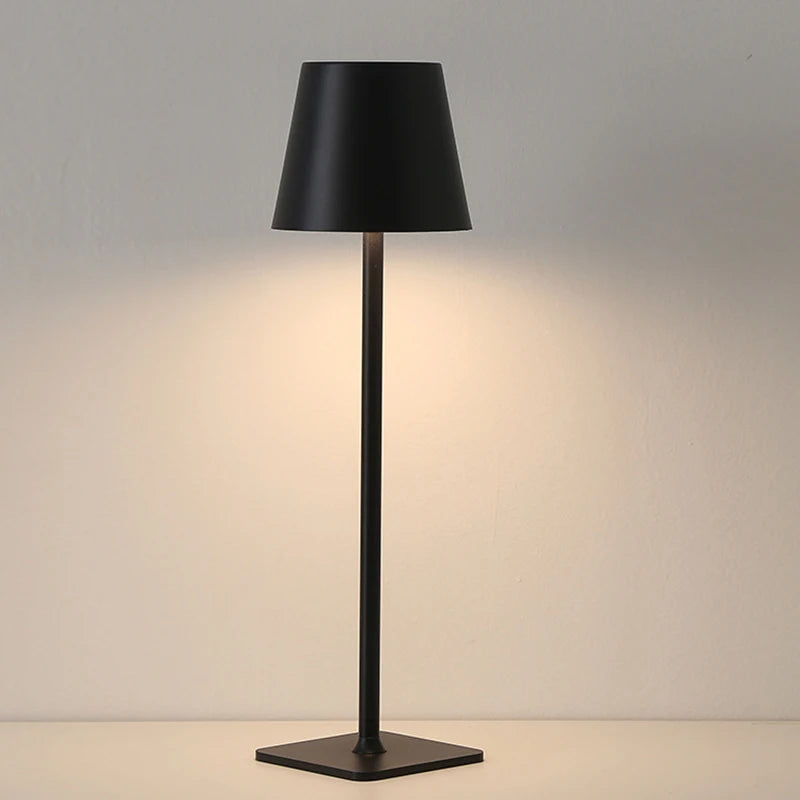 lampe table rechargeable batterie usb ip54 acier inoxydable contemporaine 3000k noir basse consommation tactile
