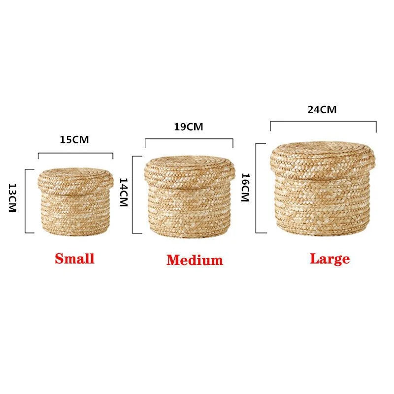 paniers tressés rustiques bohémiens rangement cuisine livres objets variés beige clair minimaliste empilables