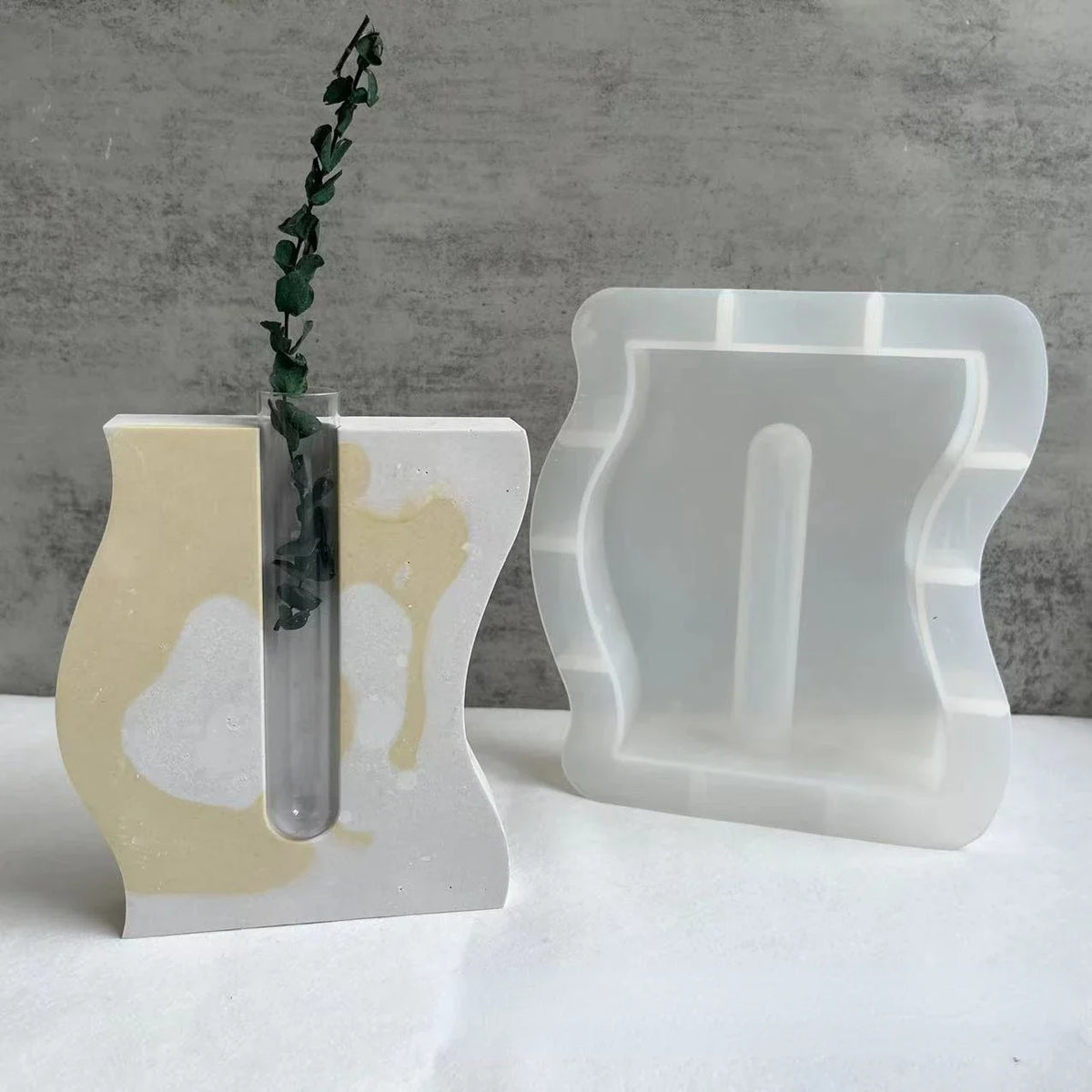 supports fleur silicone beige blanc texture marbrée moderne minimaliste tubes essai transparents