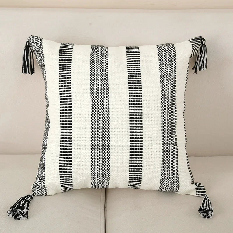 coussin carré boho noir blanc motif géométrique tassel polyester amovible lavable