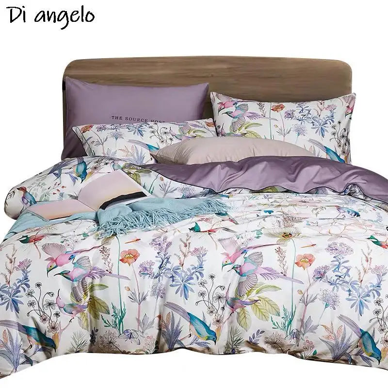 Détail de l'impression numérique oiseaux et fleurs sur le coton égyptien
