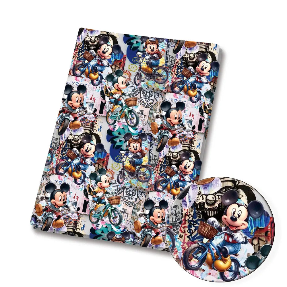 tapis patchwork personnages dessins animés toy story disney princess lion king mickey mouse bleu