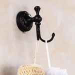 accessoires salle bain noir élégants motifs floraux classiques vintage fixations murales porte savon porte