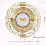horloge murale moderne or motif géométrique contemporain fixation aluminium cuivre