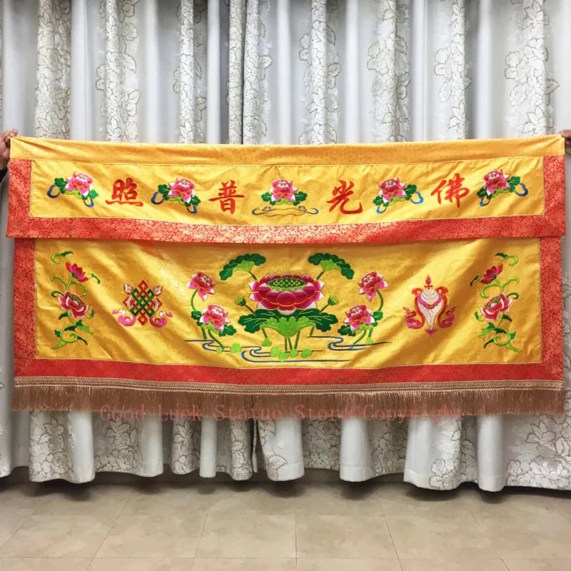 rideau decoration murale bouddhiste artisanal fleurs lotus symboles tibetains écriture chinoise