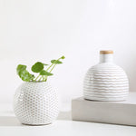 vase moderne blanc rayures minimalistes deco intérieur plante artificielle porcelainemodele unique