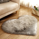 tapis forme coeur fausse fourrure doux blanc rose chambre sol