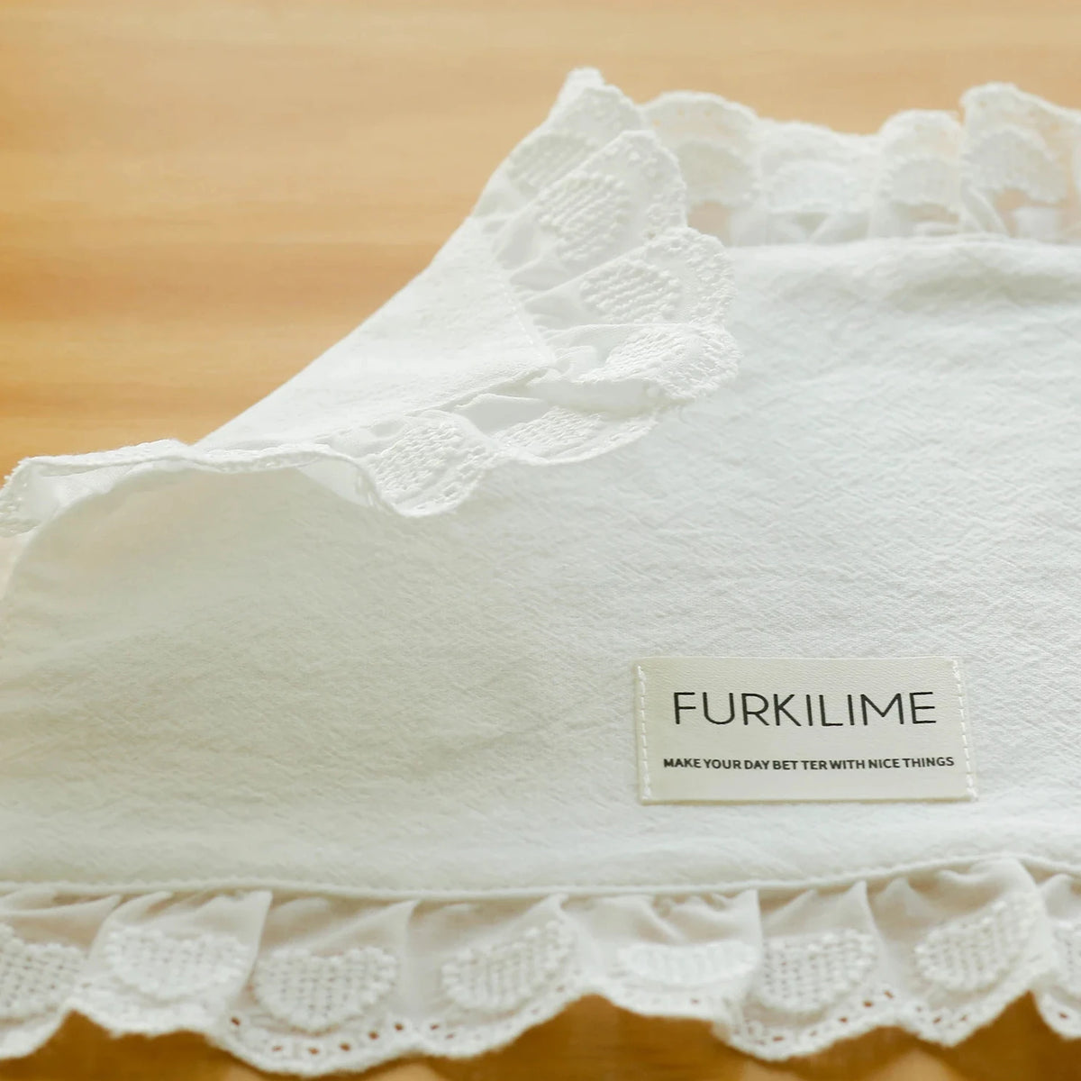 nappes dentelle table serviettes coton assiettes decoration mariage volants doux decoration table fête