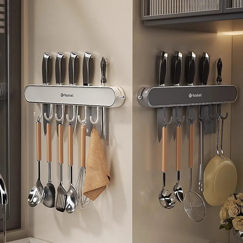 porte couteaux mural adhésif contemporain gris métallique mat couteaux pinceaux lingette poêle spatule cuisine