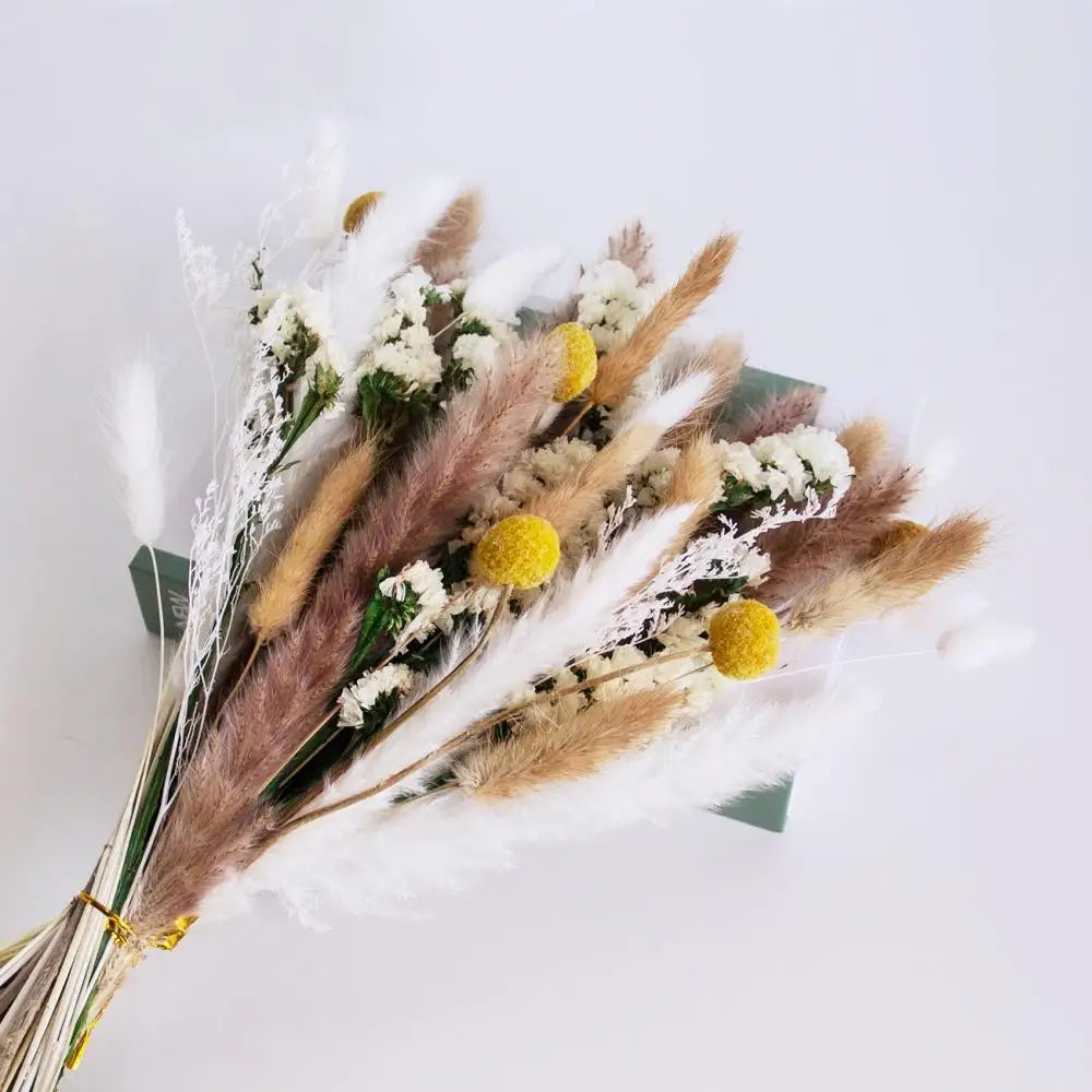 bouquet fleurs séchées eucalyptus gypsophile lavande décoration maison anniversaire valentin boho naturel