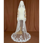 voile mariée blanc broderie florale classique cathédrale dentelle translucide femme