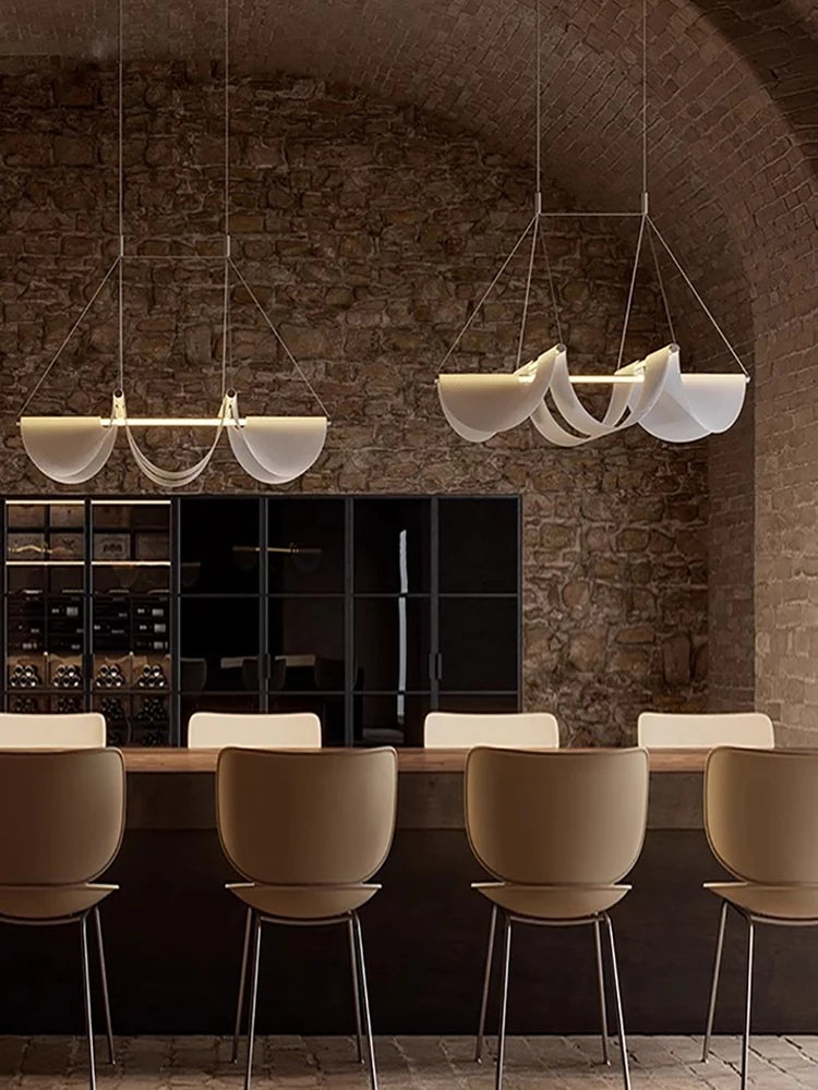 suspension lumineuse contemporaine blanc texture tissée lumière blanche changeable natural remote dimmable