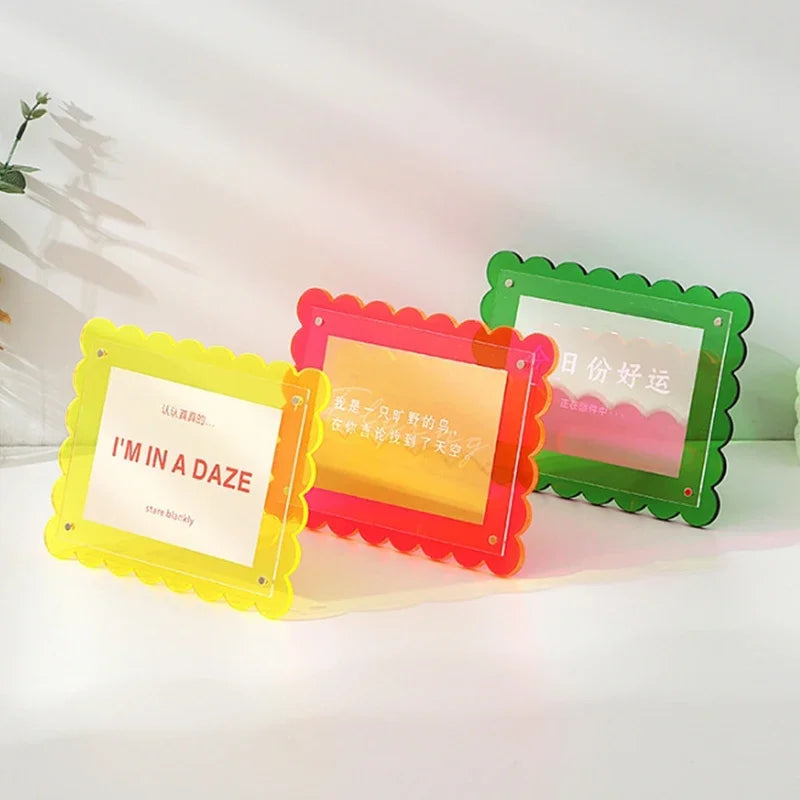 cadre photo transparent moderne rose vert jaune dentelle clips métalliques cartes insérer