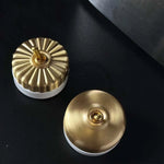 socle lampe vintage or noir rayures horizontales fixations maison DIY deco