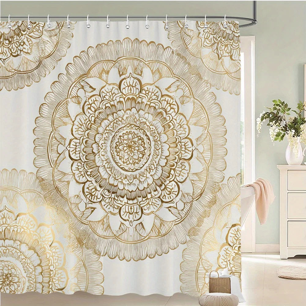 rideau douche boho chic mandala blanc doré motifs floraux anneaux métalliques 180x180cm