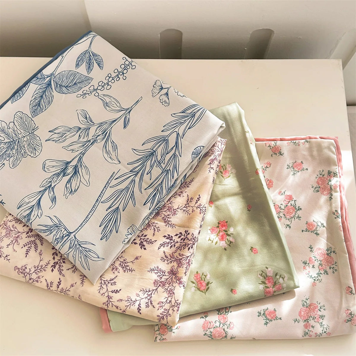 housse taie d'oreiller fleurs florales polyester 48x74cm vintage couleurs pastel motifs floraux respectueux environnement