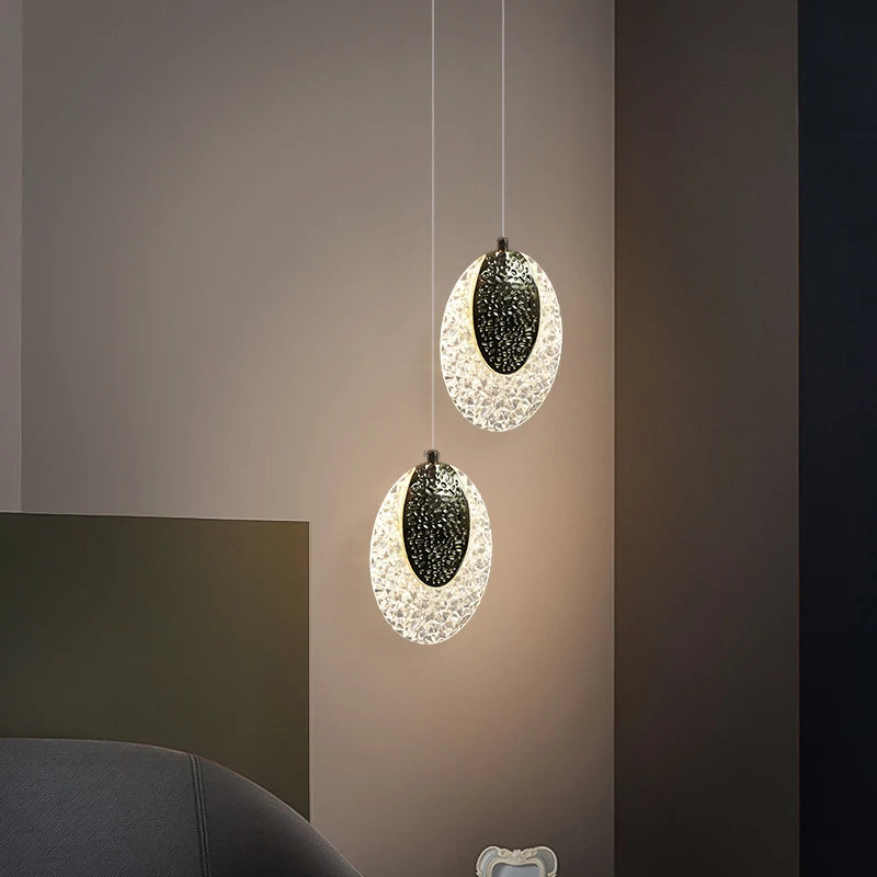lampe suspendue acrylique moderne diamants noir blanc doré élégante salon chambrehôtel