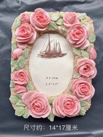 cadre photo vintage rose blanc fleurs résine maison décoration romantique ancien