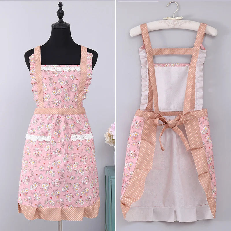 tablier cuisine fleurs marguerites rose rustique bretelles réglables poches volants