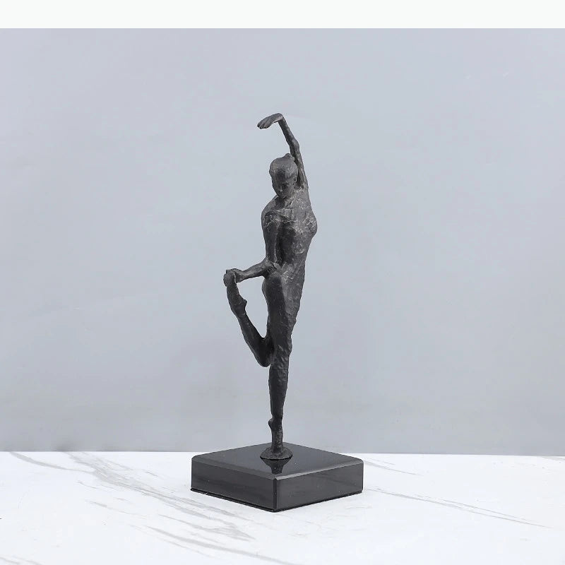 statuette ballerine moderne noire texturée socle deux livres fashion
