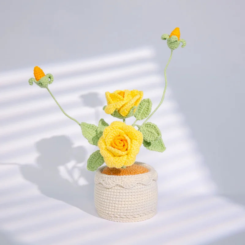 décoration maison bouquet fleurs tricotées artisanale violet jaune bleu roseclair vert