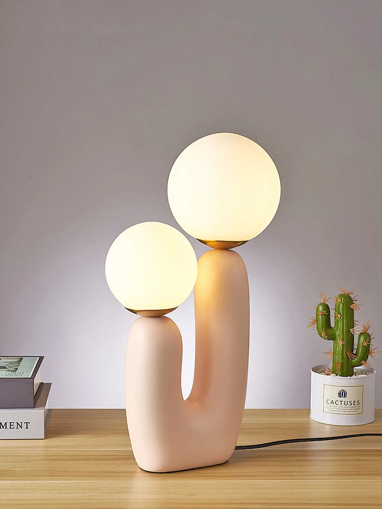 lampe table moderne scandinave base résine abat jour verre rose blanc salon