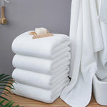 Comparaison des tailles de serviette de bain 80x180cm et 100x200cm