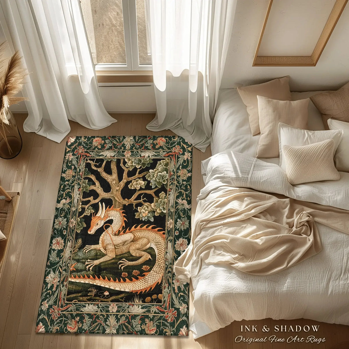 tapis dragon floral vert foncé motif arbre fleurs médiéval fantastique aubusson vert beige orange