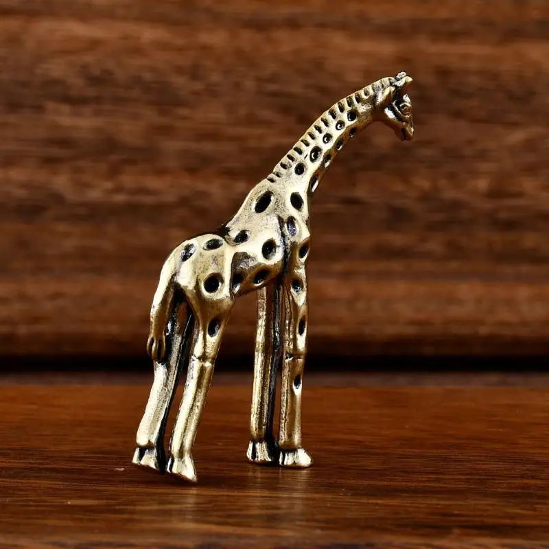 statuette girafe dorée motifs taches texturée décoration maison erotique asiatique