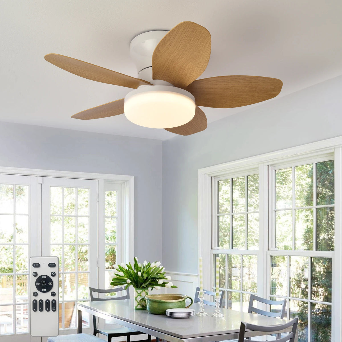 ventilateur lumière intégrée télécommande lames bois naturel abat jour blanc minimaliste rechargeable