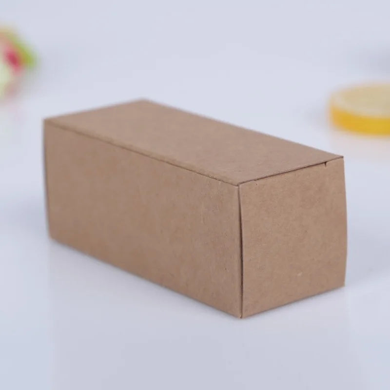 Lot de 50 boîtes en carton kraft de différentes tailles