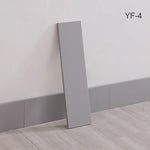 panneau mural auto adhésif aspect bois gris beige décoratif moderne intérieur maison