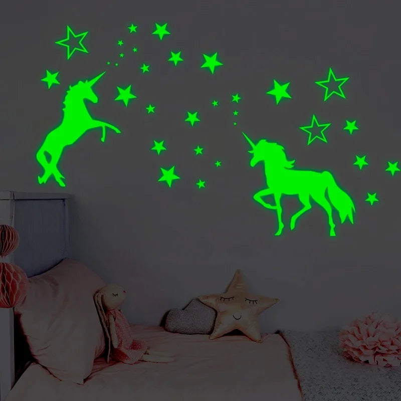 sticker mural licorne étoiles vert fluo contour simple adhésif pièce unique chambre enfant décoration