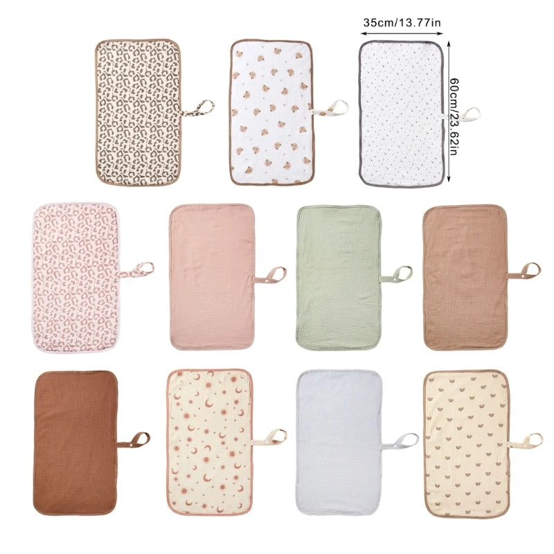 tapis langer bébé doux moderne imprimé léopard ours marron points noirs vert pastel roseclair