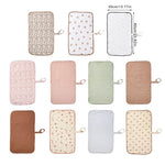 tapis langer bébé doux moderne imprimé léopard ours marron points noirs vert pastel roseclair