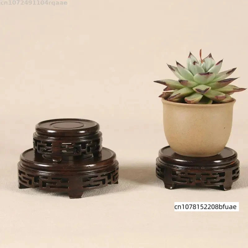 support plante bois sculpté classique motifs découpés décoration intérieure base fleurs pied