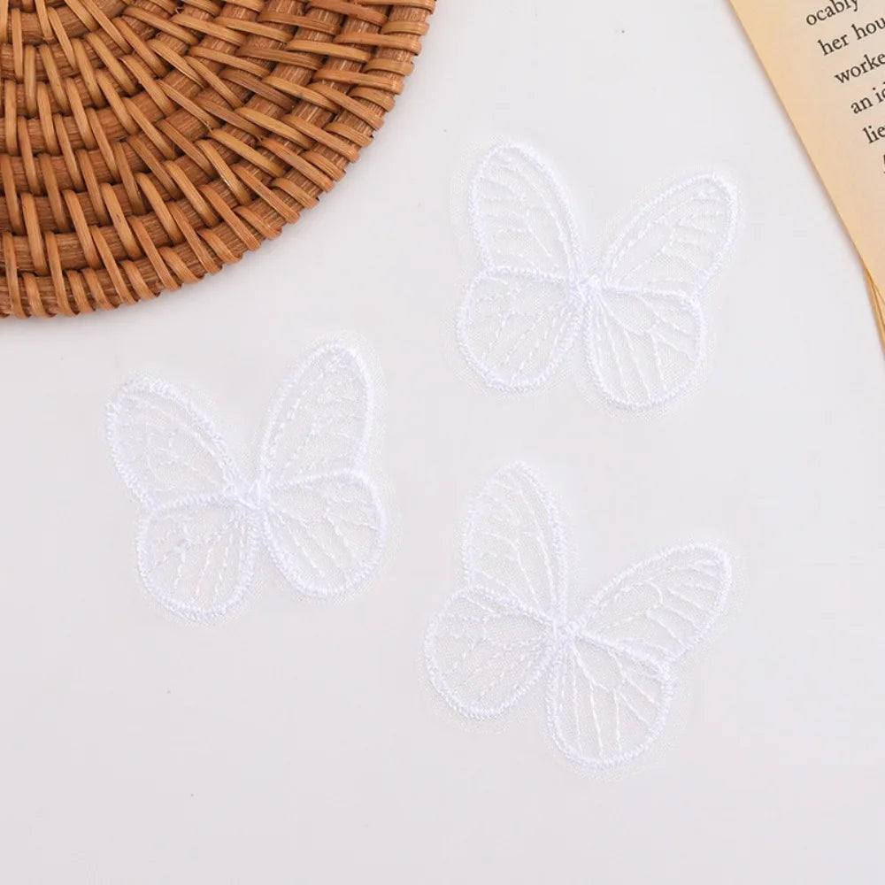 appliques papillon dentelle brodée transparentes couleurs variées polyester 4.5cm 4.0cm DIY trims patches oniriques