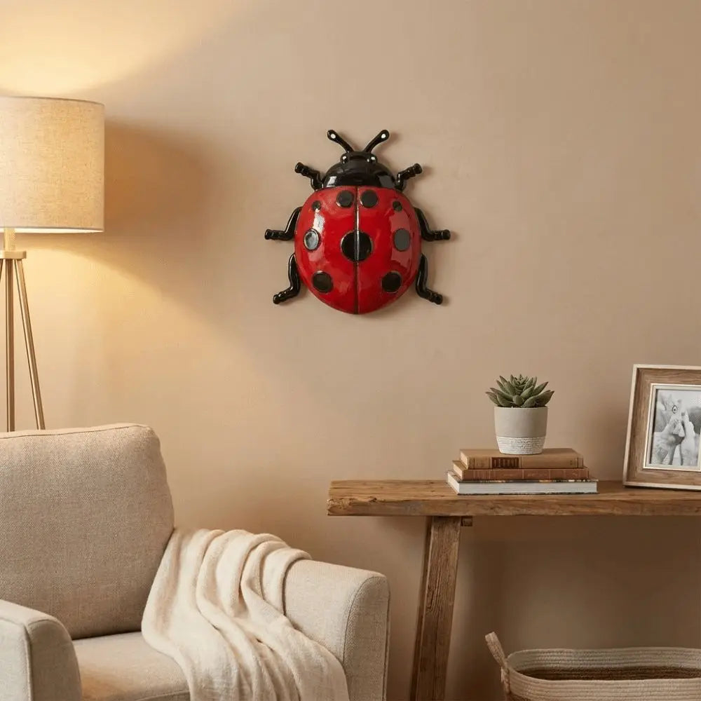 décorations murales sculpturales coccinelle rouge noire artisanale réaliste adhésive set trois pièces
