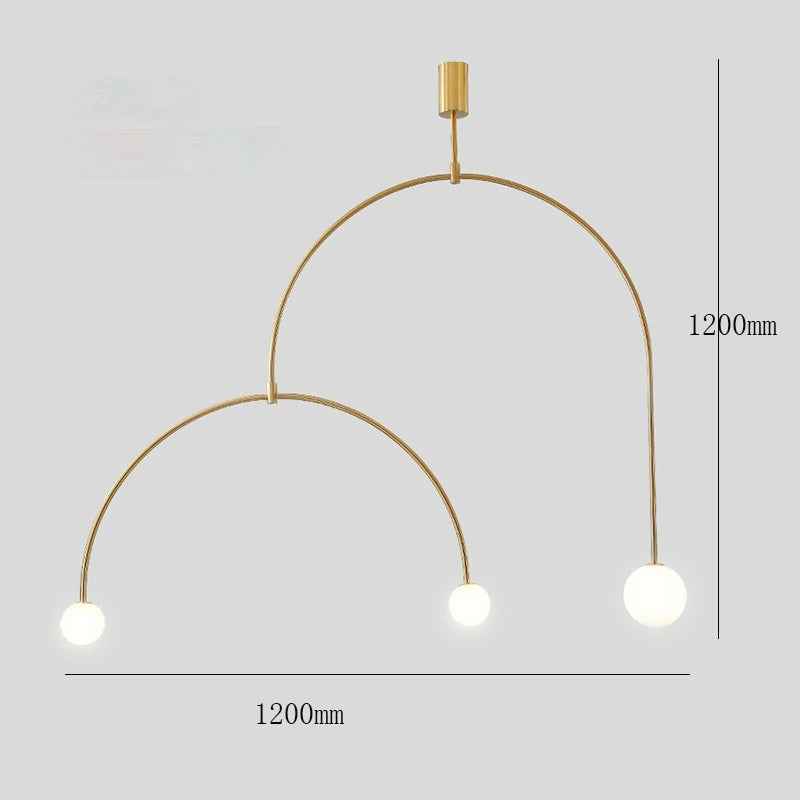 suspension lumineuse moderne sphères translucides structure métallique vis doré noir blanc