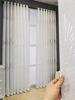 rideau moderne élégant polyester feuilles stylisées blanc gris translucide légèrement opaque 100x250cm