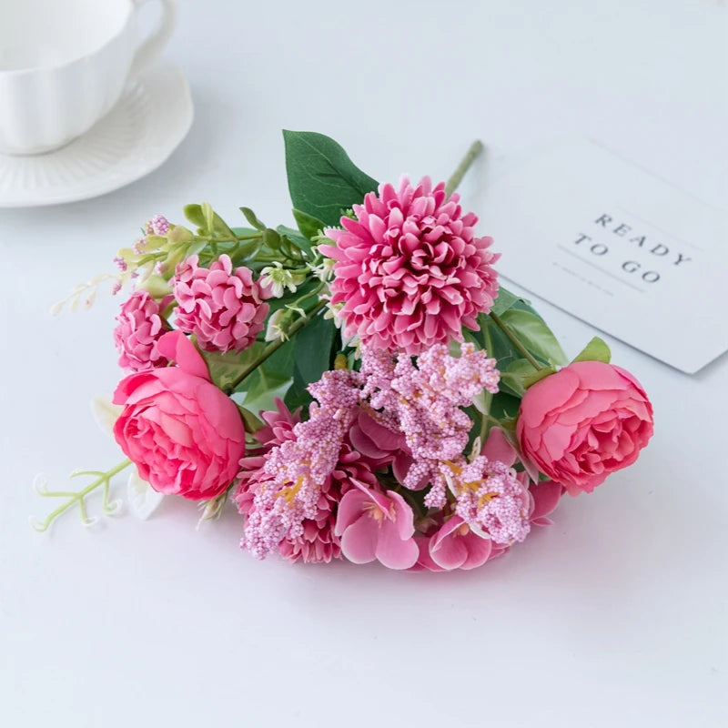 bouquet fleurs artificielles pivoines soie rose blanc violet bleu clair jaune feuillage vert décoration