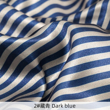 écharpe satin rayée rouge blanc bleu marine noir accessoire mode classique femme